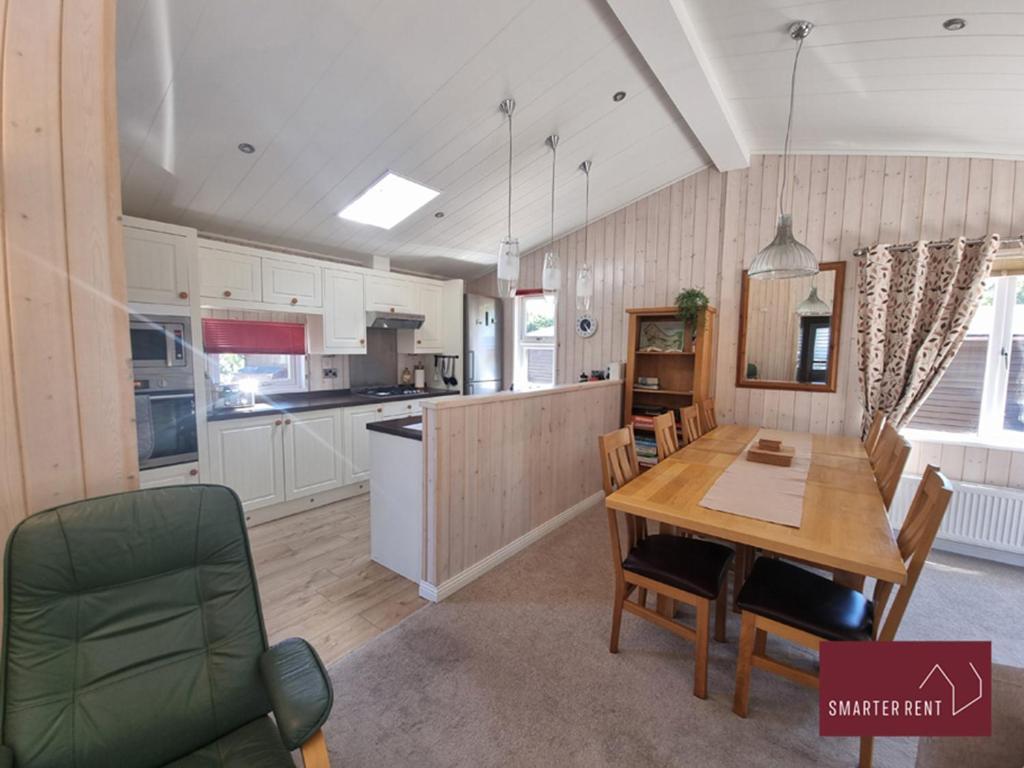 Milford On Sea - 4 Bedroom Lodge In Shorefield Country Park Eksteriør bilde
